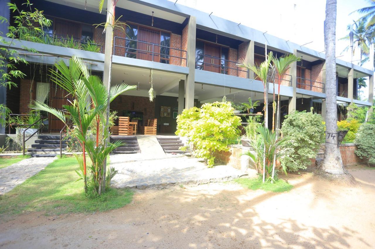 Hotel Riverrina Negombo Eksteriør billede